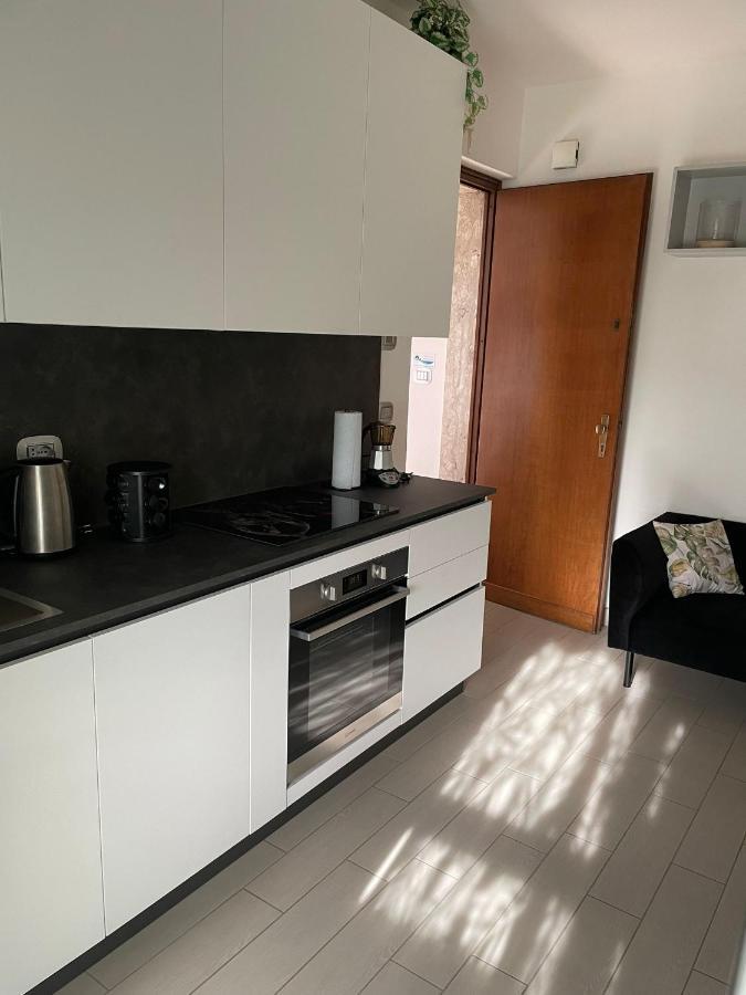 Casa Vacanze Collina Del Lago Pastrengo Luaran gambar